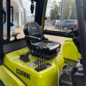 Clark GTS25D3