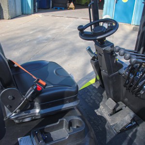 CLARK L25-35XE8