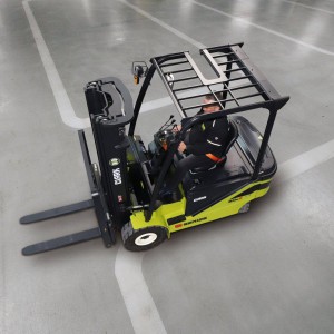 CLARK SE25-35 elektrische heftruck4